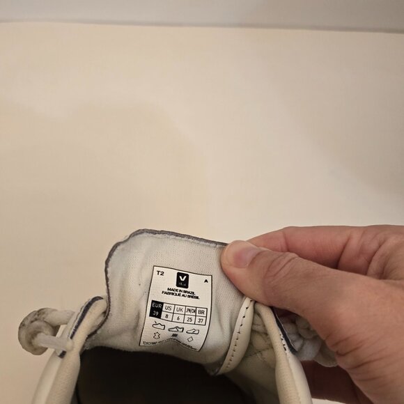 Veja White and Black logo Women Size 8 - Picture 4 of 4